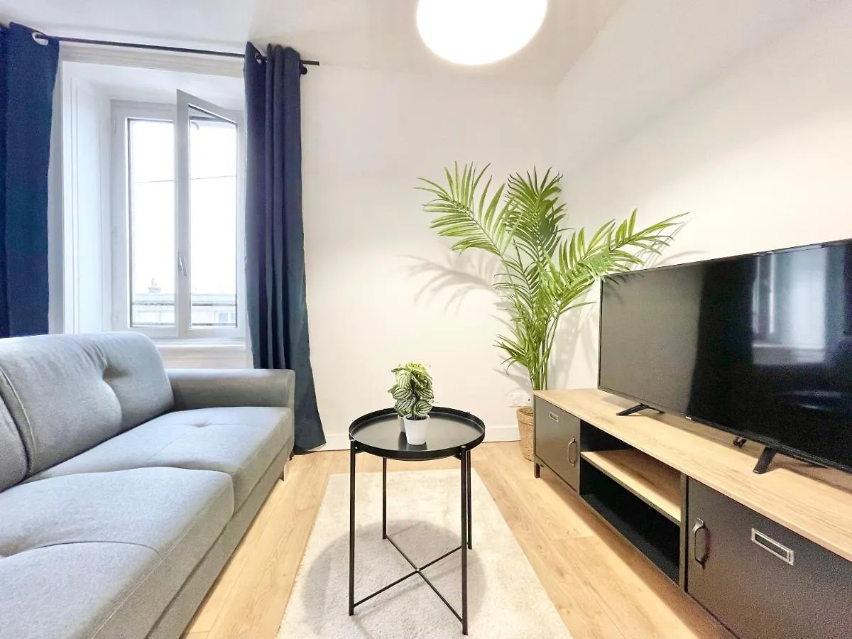 LORIENT CENTRE - Luxueux Appartements - NOUVEAU-WIFI FIBRE