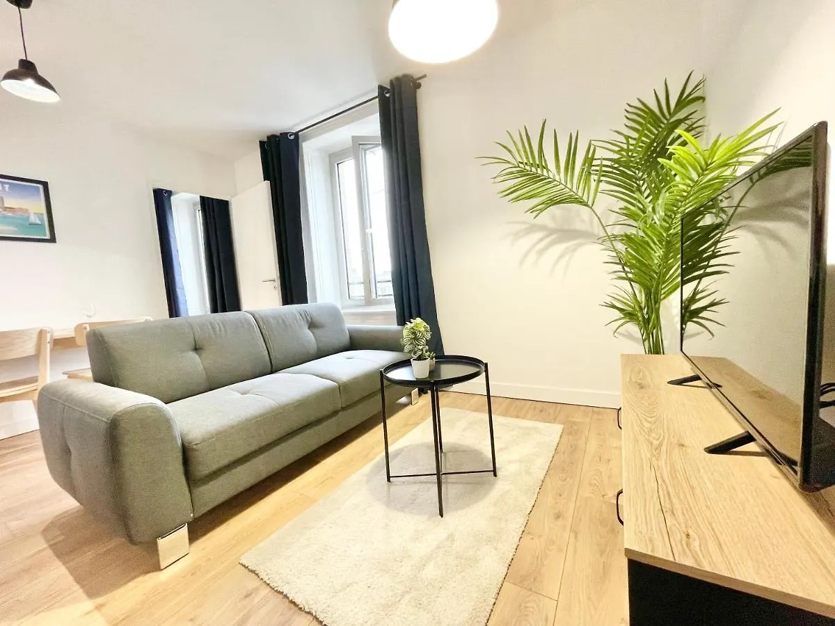 LORIENT CENTRE - Luxueux Appartements - NOUVEAU-WIFI FIBRE France